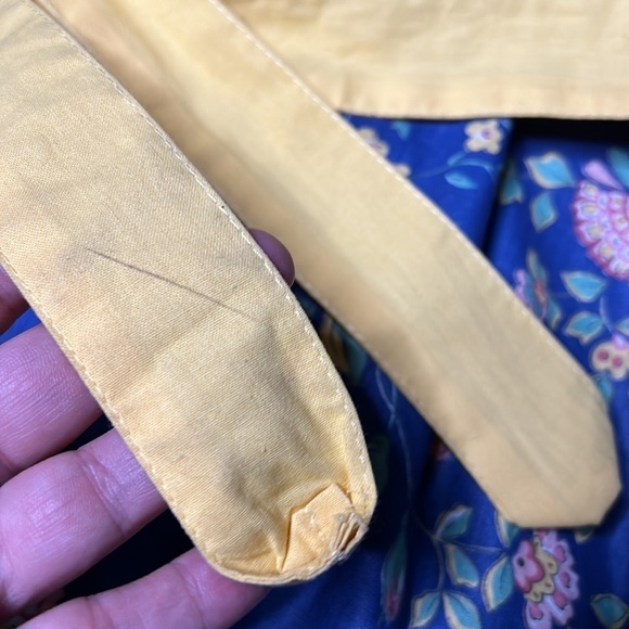 Vintage French cotton blue yellow floral house dressing robe and matching belt - Picture 6 of 7